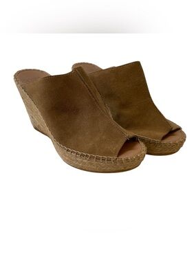 ANDRE ASSOUS Hand-Sewn Tan Sueded Mule Wedges - Size 7.5/Euro 38